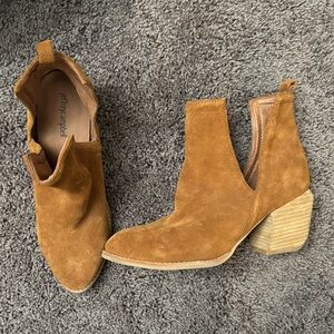Jeffrey Campbell Orwell Suede Booties Sz 8.5